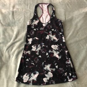 Lululemon cool racerbak